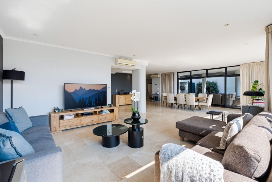 3 Bedroom Property for Sale in Higgovale Western Cape